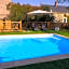 Le Grand Cèdre Spa et sauna intérieur piscine