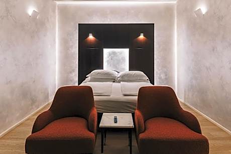 DelleArti Design Hotel