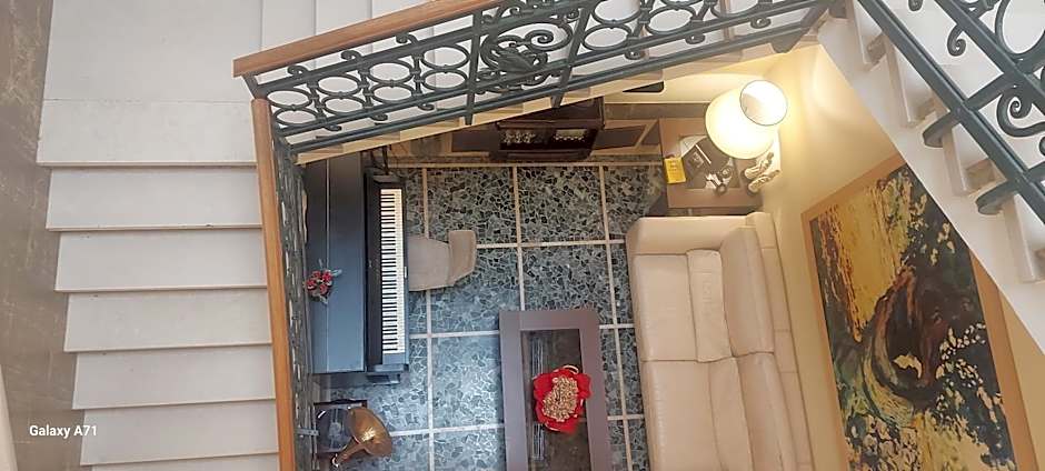 Dimora Charleston Lecce parcheggio privato in loco gratis