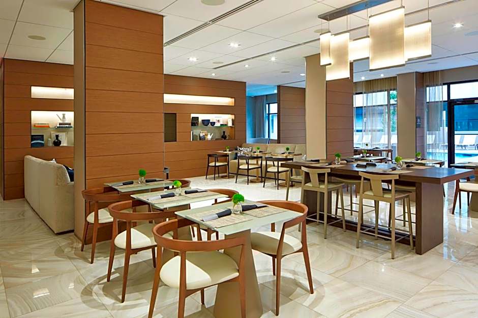 AC Hotel by Marriott Atlanta Downtown