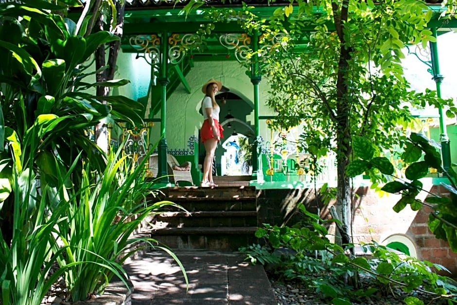 Copper Canyon Riverside Lodge