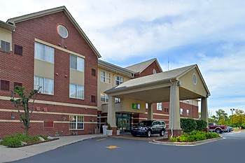 Holiday Inn Express Hotel & Suites Southfield - Detroit