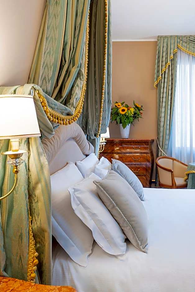 Hotel Al Ponte Dei Sospiri