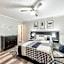Relaxing Home close the Battery/Mins to Everything