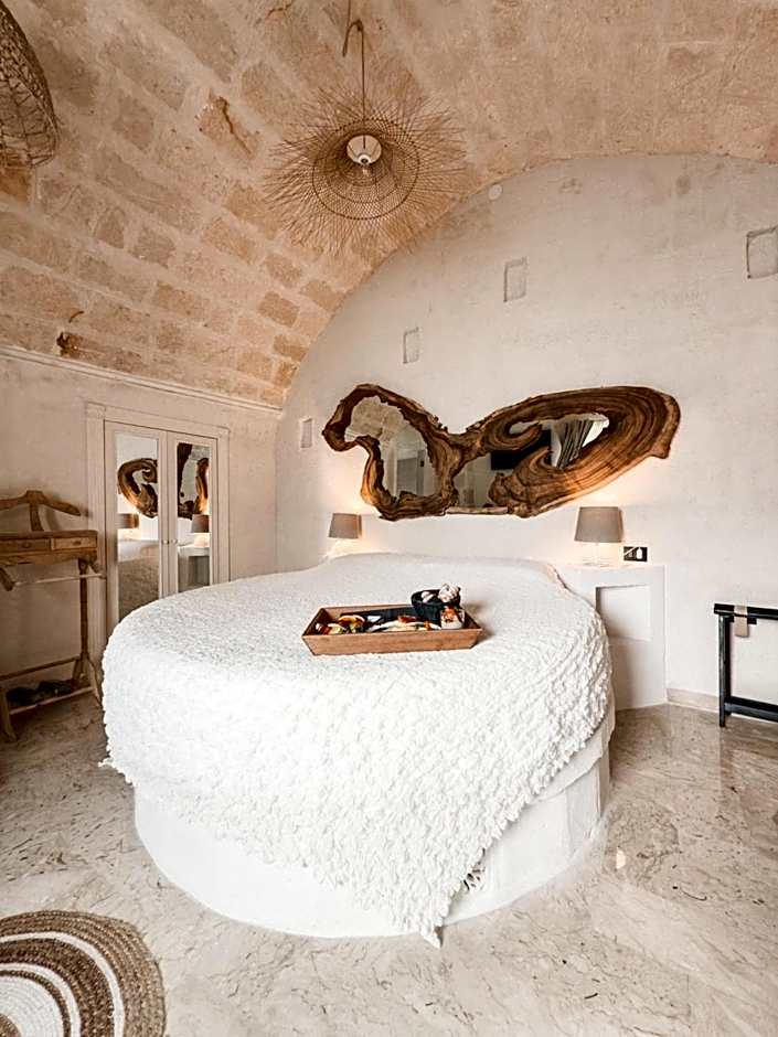 Photo 1 of 7 of Suite, Sea View