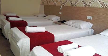 Bed in 4-Bed Dormitory Room