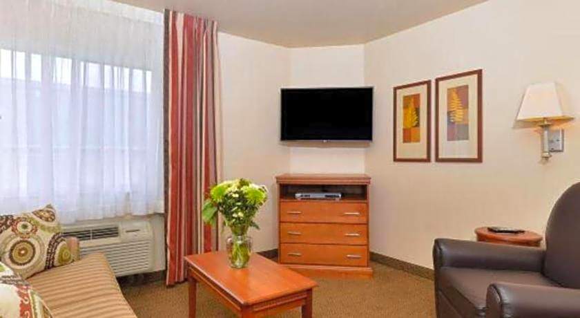 Candlewood Suites Bloomington-Normal By IHG