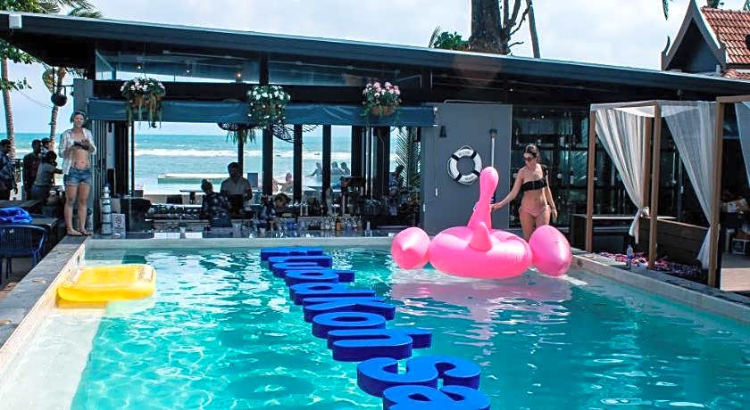 Lub d Koh Samui Chaweng Beach (SHA Plus)