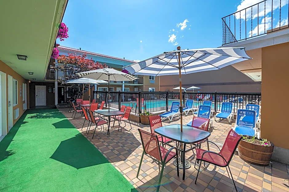 Sahara Courtyard Inn Penticton