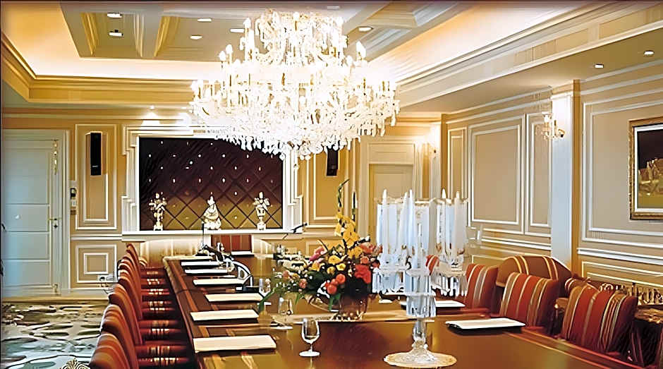 Kosa Hotel & Wellness Center