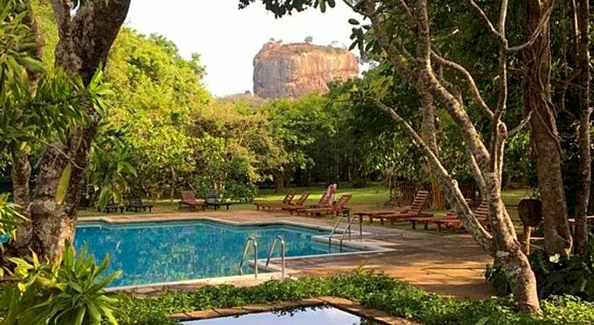 Sigiriya Village
