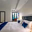 Waterfront Melbourne Apartments