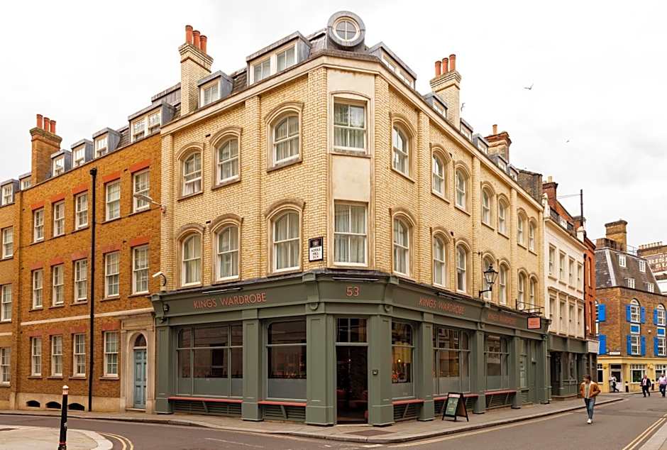 Native Kings Wardrobe, St Pauls