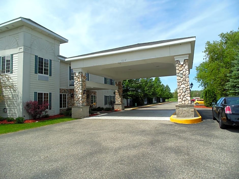 American Inn And Suites Houghton Lake