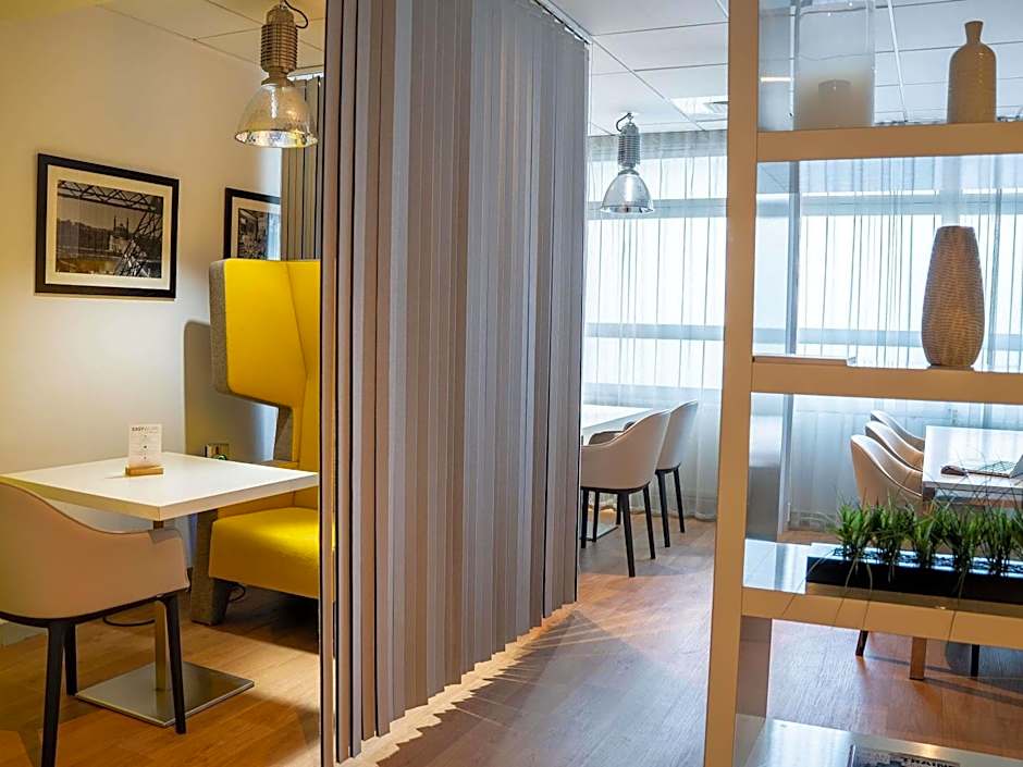 Mercure Paris Massy Gare TGV