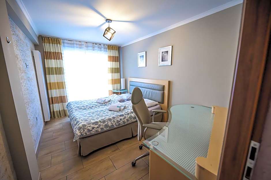Aparthotel WADOWICE & Hostel GENERY