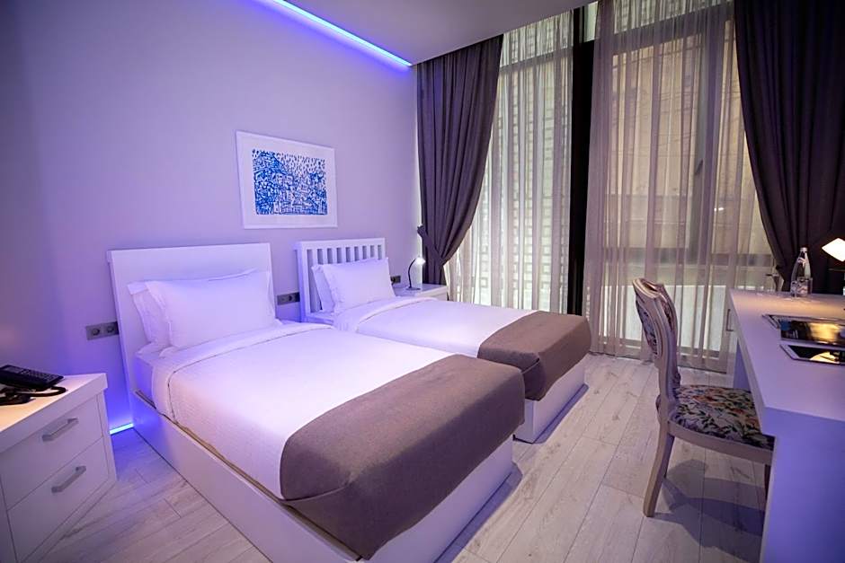 Metro Hotel Tirana