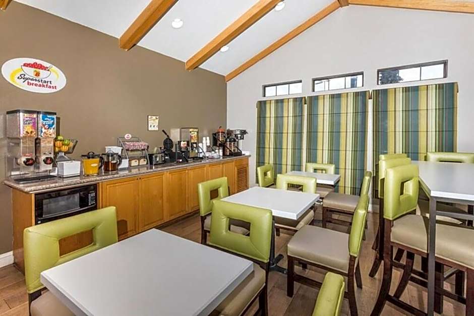 Motel 6-Opelousas, LA