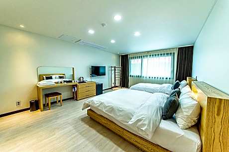 Room Standard Bed with Breakfast