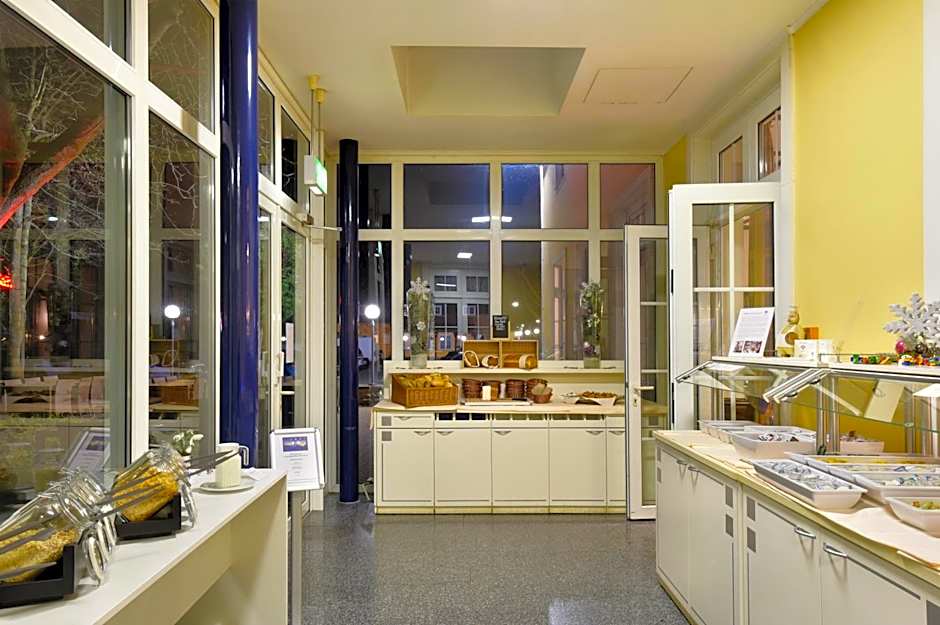 Bed'nBudget Expo-Hostel Rooms