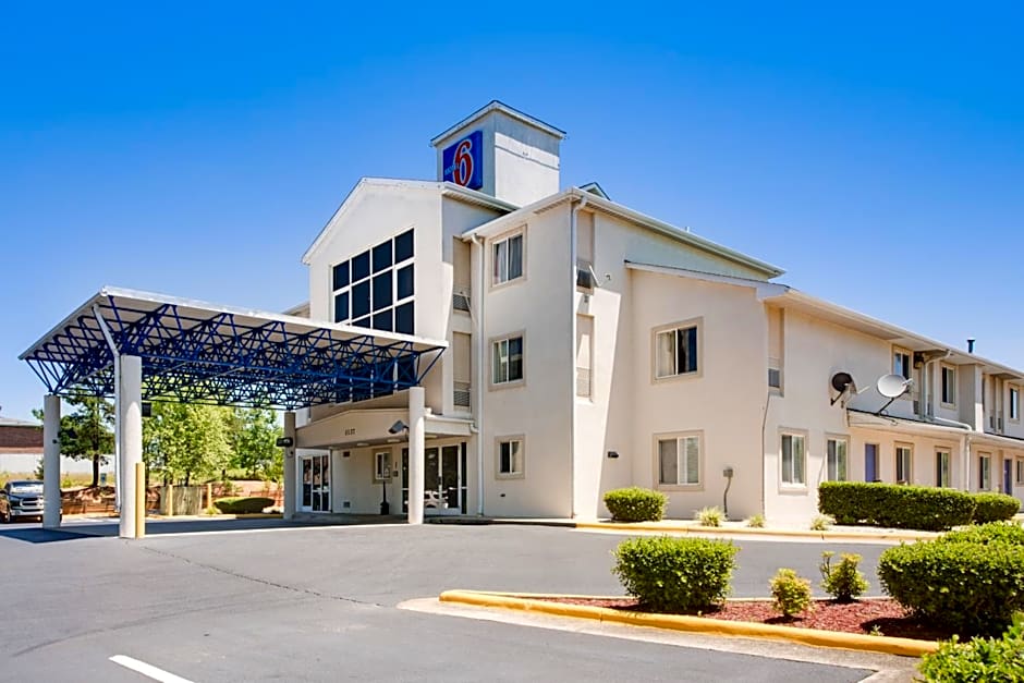 Motel 6-Statesville, NC