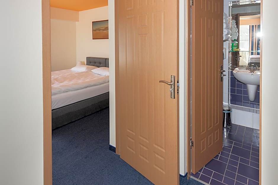 Tauras Center Hotel