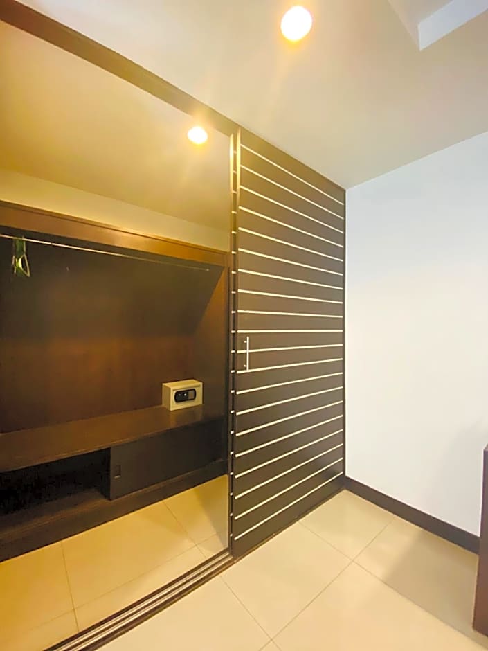 Tycoon Suite by Goad Avadhess Hospitality 1km Walking Street Pattaya Beach