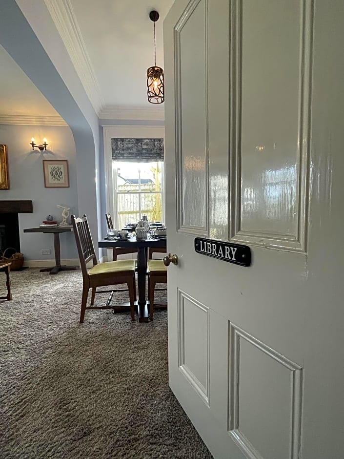 Eagle House - Award Winning B&B and Apartment