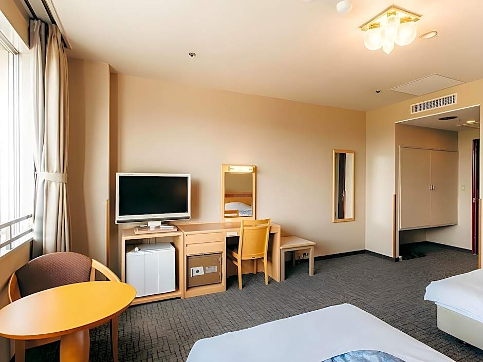 KAMENOI HOTEL TONDABAYASHI