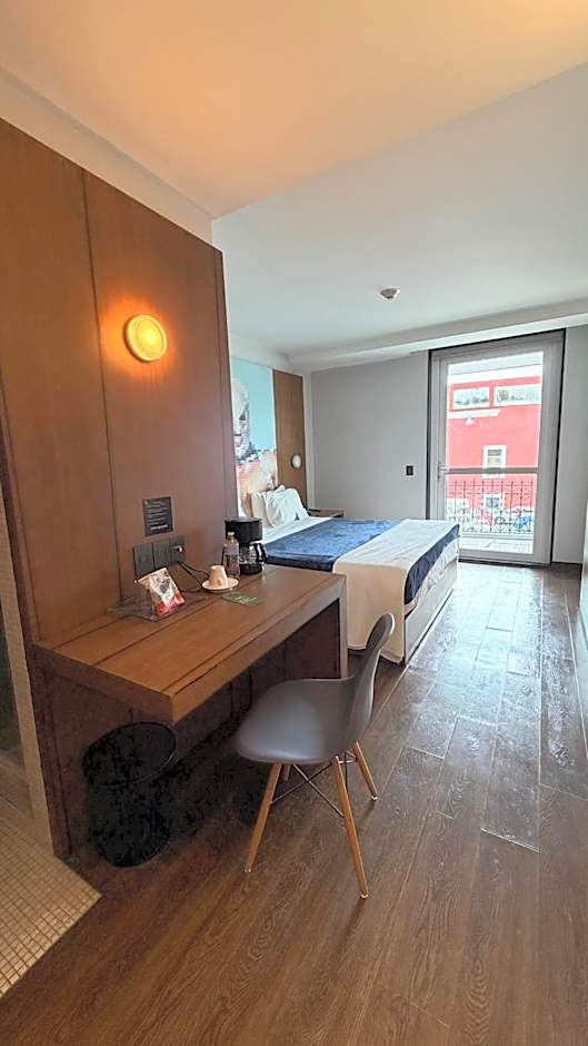 Ikonik Hotel Puebla