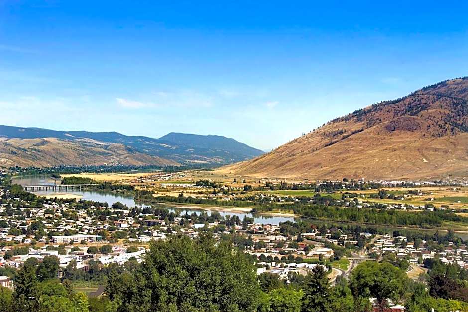 Knights Inn - Kamloops BC