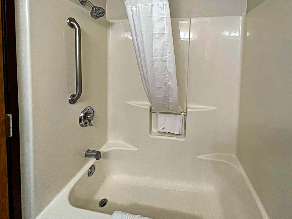 Quality Inn Mitchell I-90