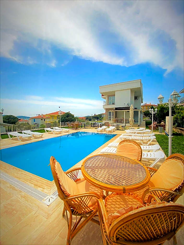 Cunda Kordon Otel
