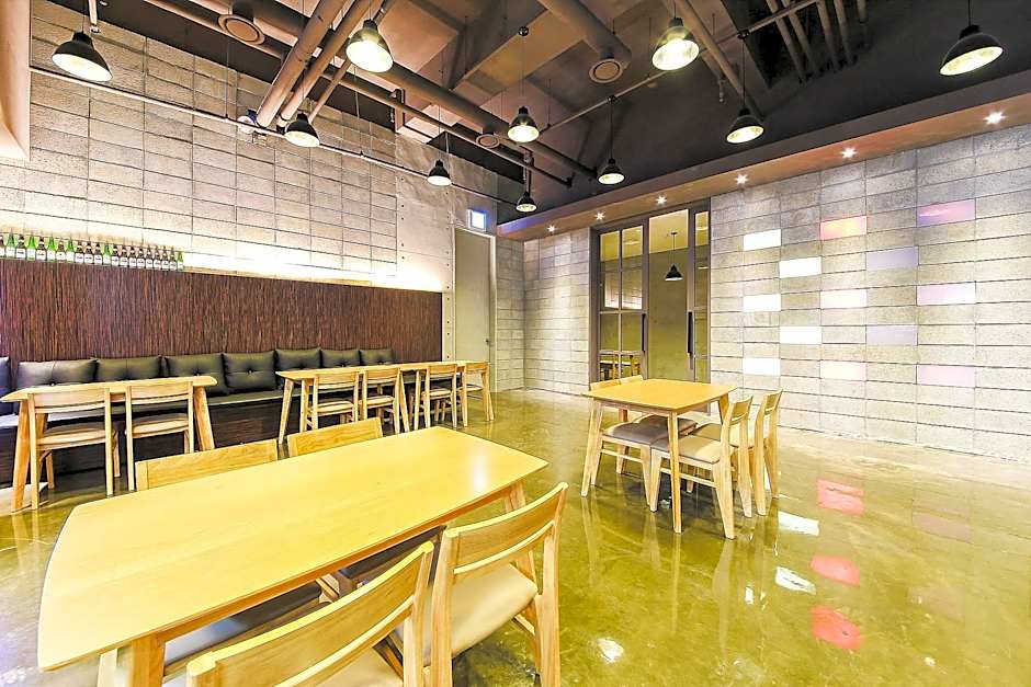 Gongju Ink Hotel