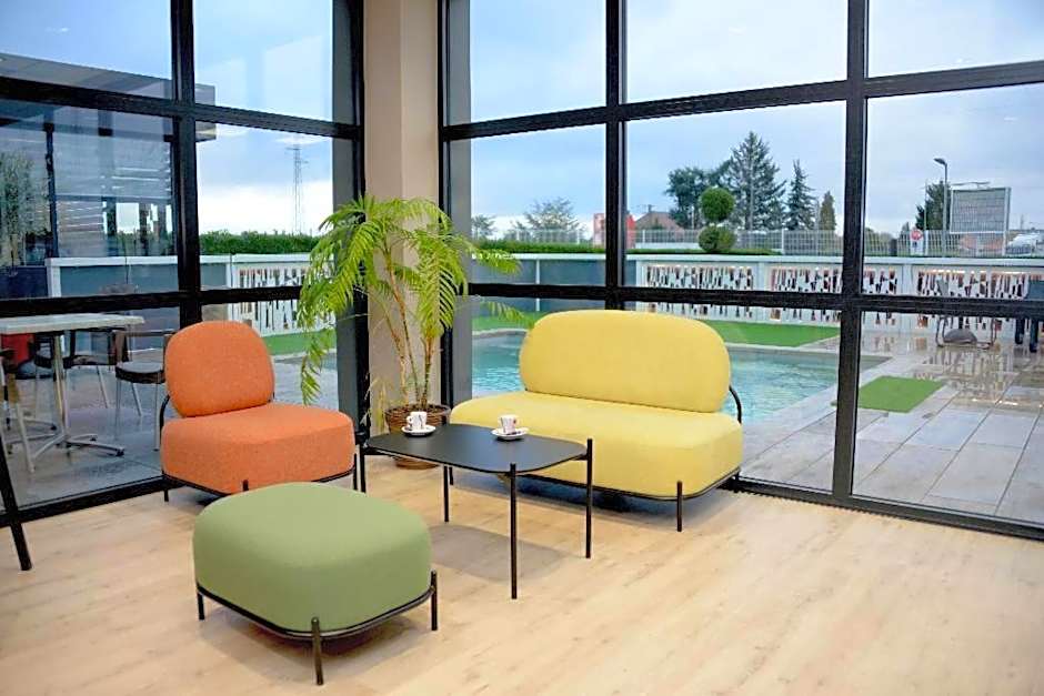 The Originals City, Hotel Helios, Roanne Nord (Inter-Hotel)