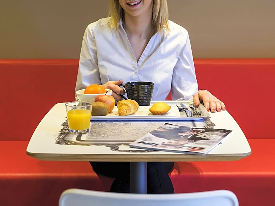 Ibis Roanne Le Coteau Hotel Restaurant