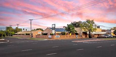 Cambridge Motel