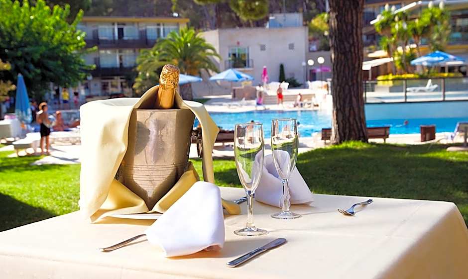 Aparthotel Comtat Sant Jordi
