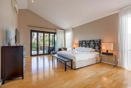 Apartment - Split Level