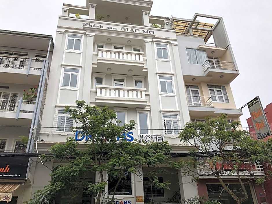 Dreams Hotel