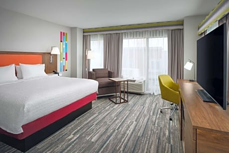 Corner King Room