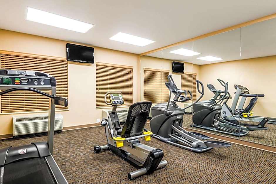 Baymont by Wyndham Denver International Airport