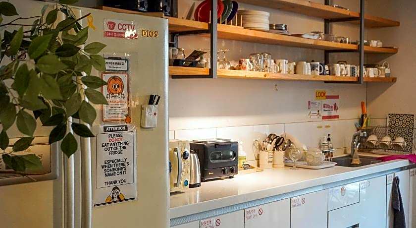 Dongseongro Zero Guesthouse