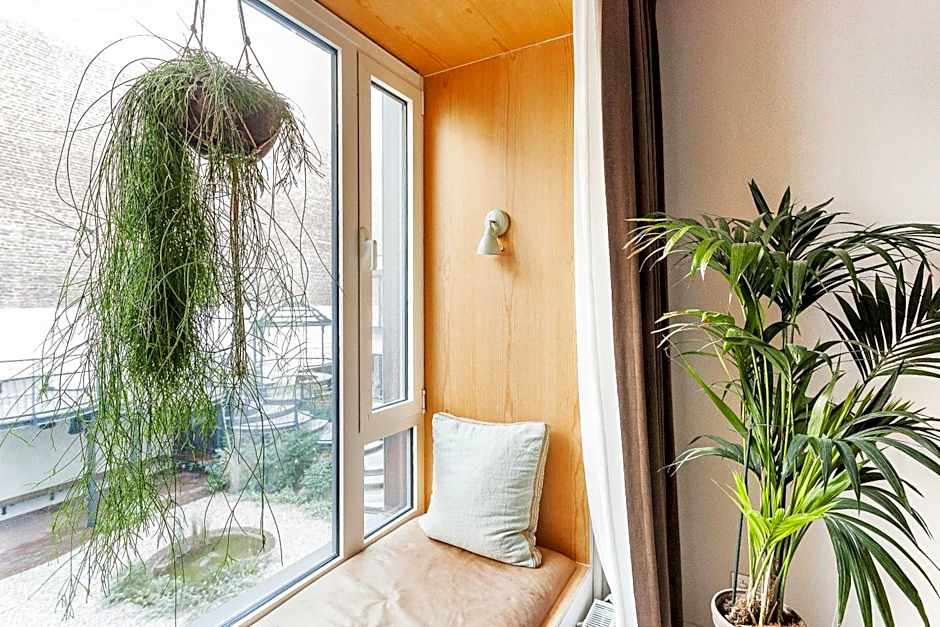 Latroupe Hotel Jardin Secret
