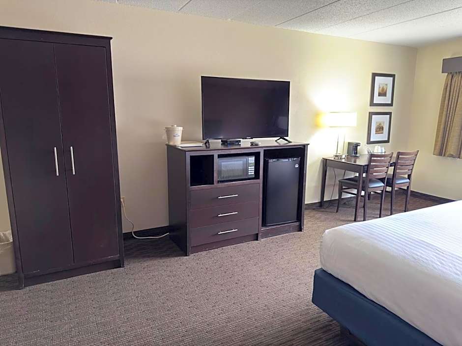 AmericInn by Wyndham Northfield