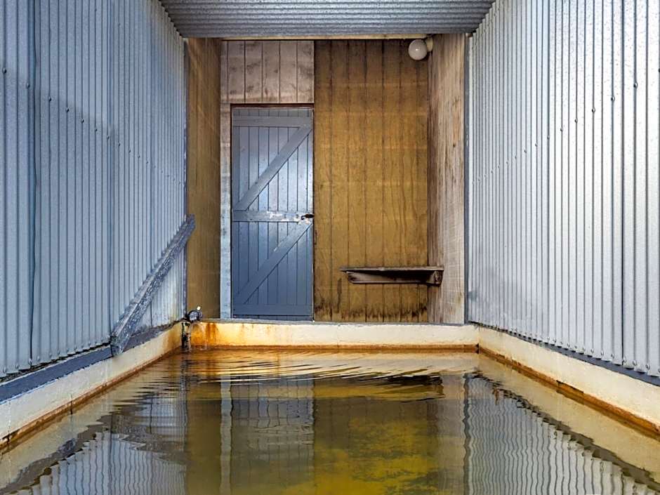 Rainbow Motel & Hot Pools