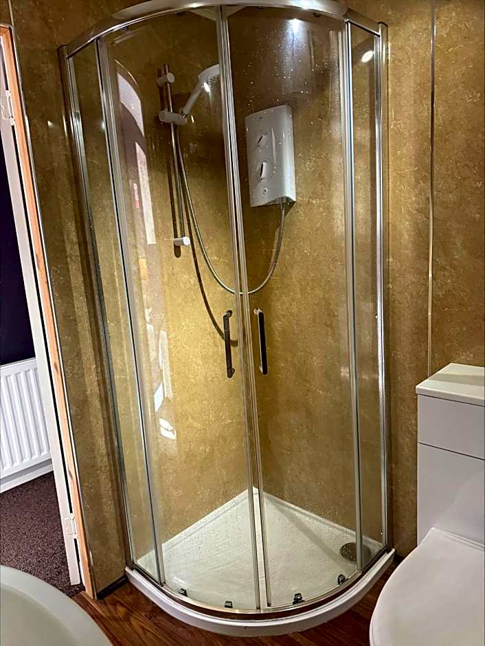 The Hillside Hotel & Restaurant