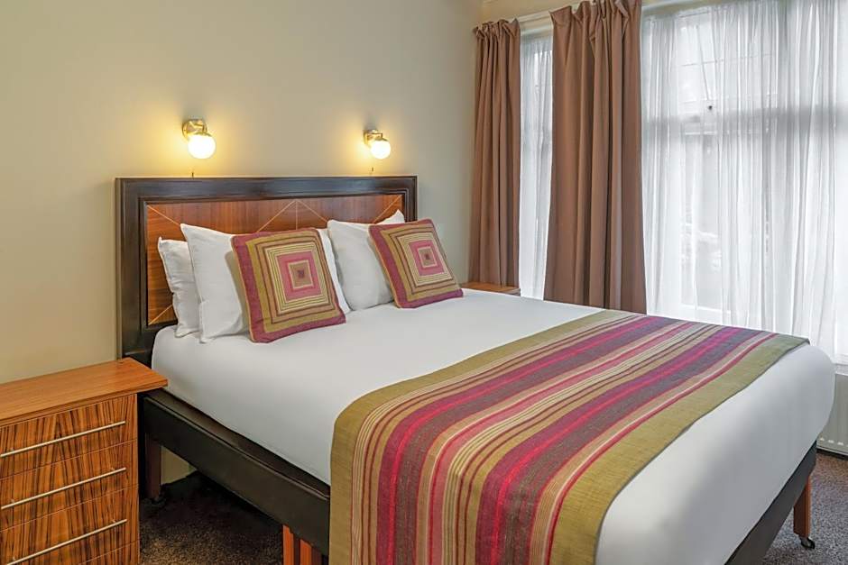 Heathlands Hotel