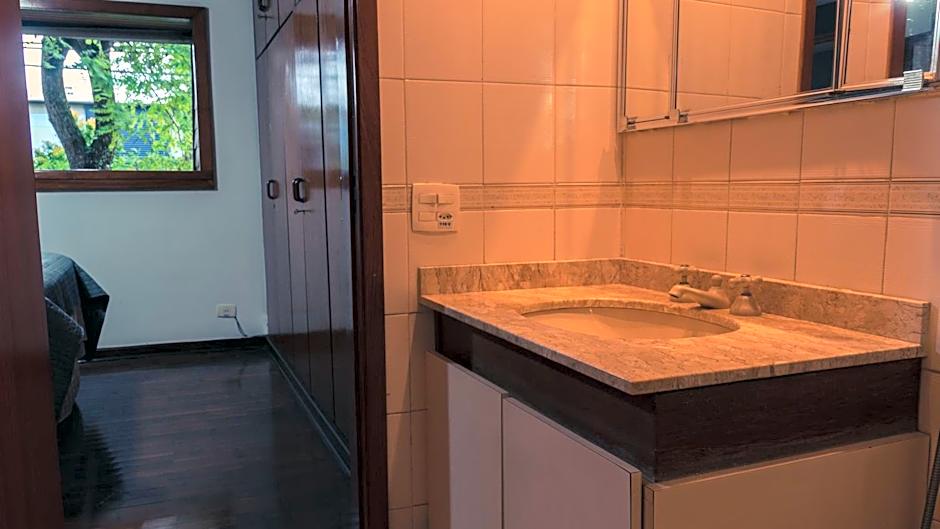 Urbanature Filme & Arte - Comfort Hostel Brooklin