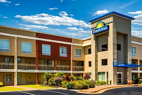 Days Inn by Wyndham Florence Near Civic Center